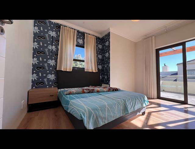 5 BEDROOM HOUSE TO LET IN BIG BAY